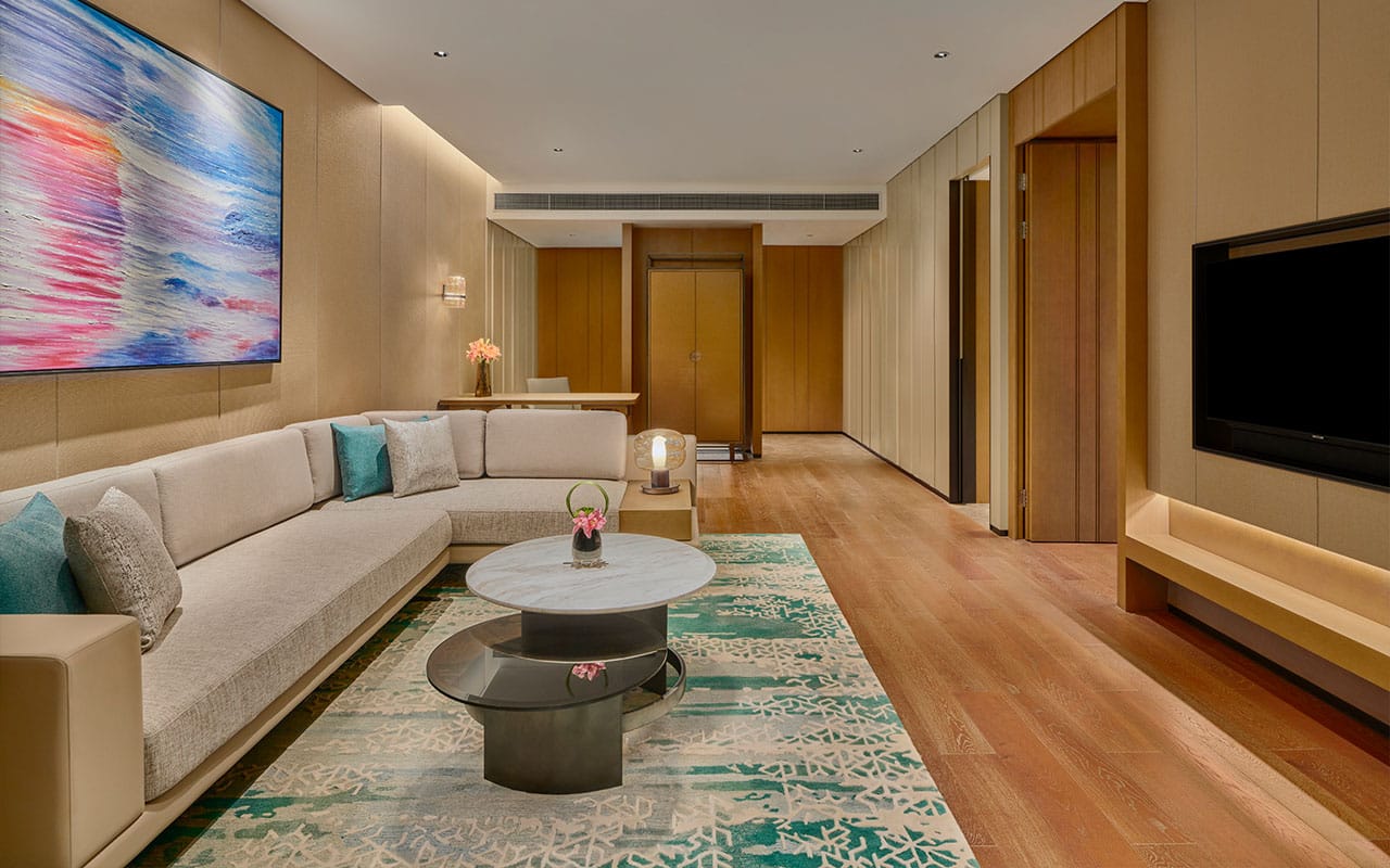 Lakeview Suite